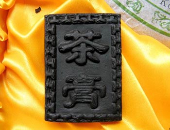 նǰ